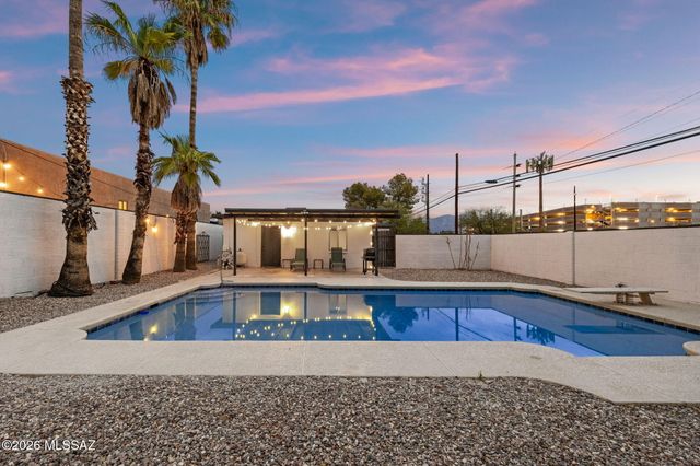 1446 E Lee Street, Tucson, AZ 85719