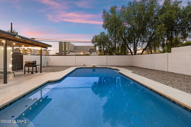 1446 E Lee Street, Tucson, AZ 85719