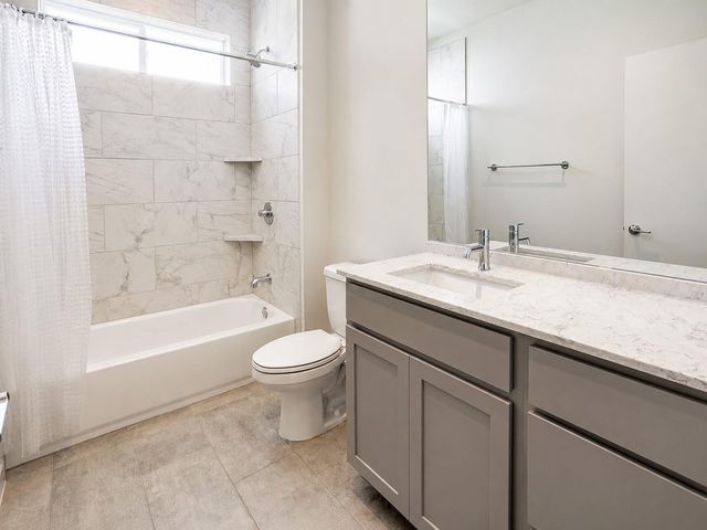 801 N Bluff DR 40, Austin, TX 78745