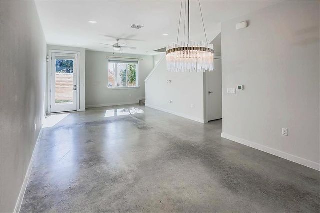 801 N Bluff DR 40, Austin, TX 78745