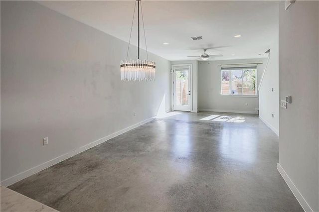 801 N Bluff DR 40, Austin, TX 78745