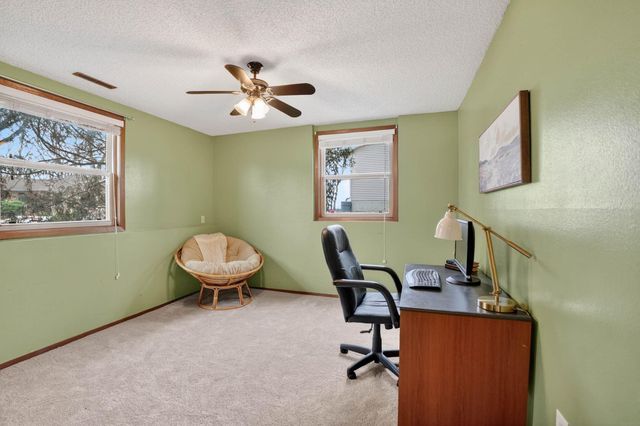 821 9th Avenue, Gilbertville, IA 50634