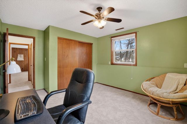 821 9th Avenue, Gilbertville, IA 50634