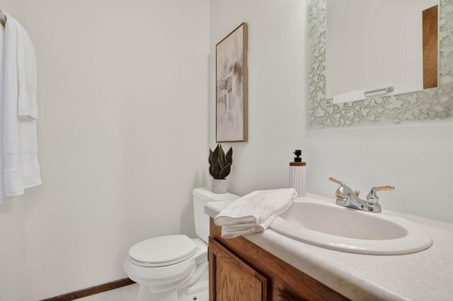 821 9th Avenue, Gilbertville, IA 50634