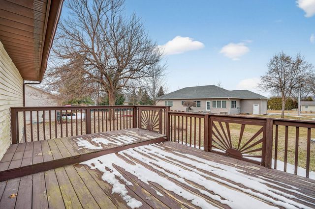 821 9th Avenue, Gilbertville, IA 50634