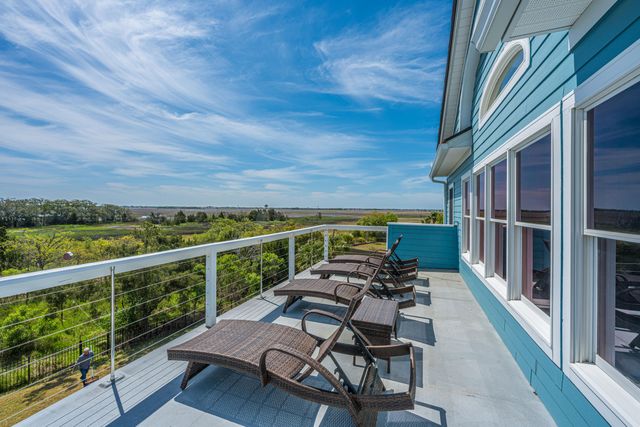 1534 Fiddlers Marsh Drive, Mount Pleasant, SC 29464