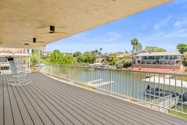 30194 White Wake Drive, Canyon Lake, CA 92587