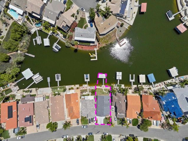 30194 White Wake Drive, Canyon Lake, CA 92587