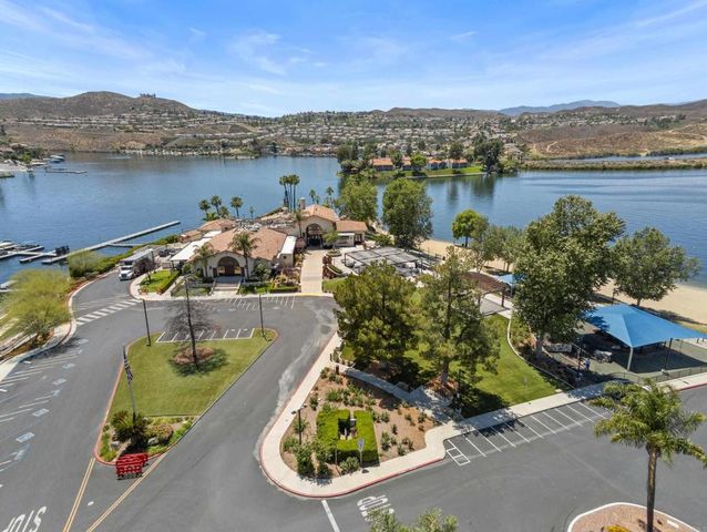 30194 White Wake Drive, Canyon Lake, CA 92587