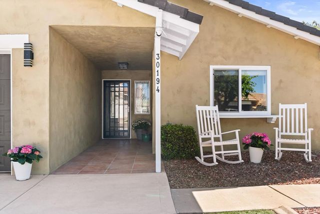 30194 White Wake Drive, Canyon Lake, CA 92587