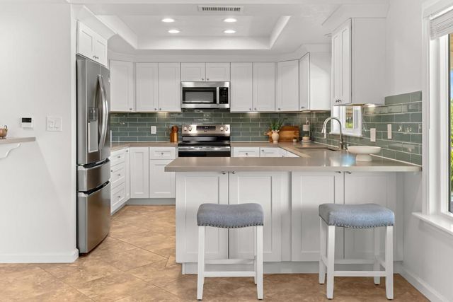 30194 White Wake Drive, Canyon Lake, CA 92587
