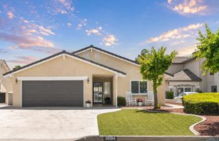 30194 White Wake Drive, Canyon Lake, CA 92587