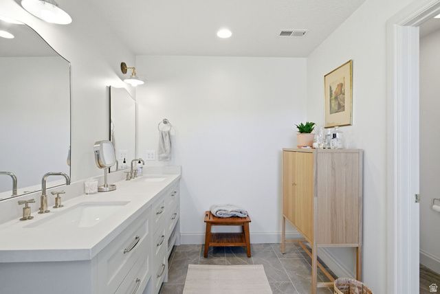 11382 S CANYON FALLS LN, Sandy, UT 84092