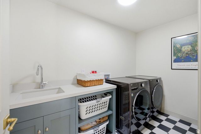 11382 S CANYON FALLS LN, Sandy, UT 84092