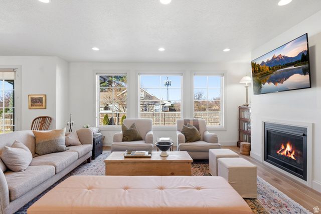 11382 S CANYON FALLS LN, Sandy, UT 84092