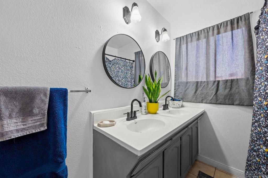 Image 23 of property listing at 2607 Darwin, Los Angeles, CA 90031