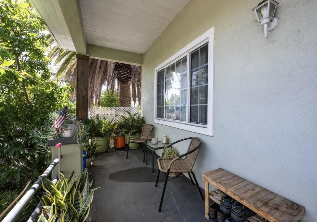 Image 5 of property listing at 2607 Darwin, Los Angeles, CA 90031