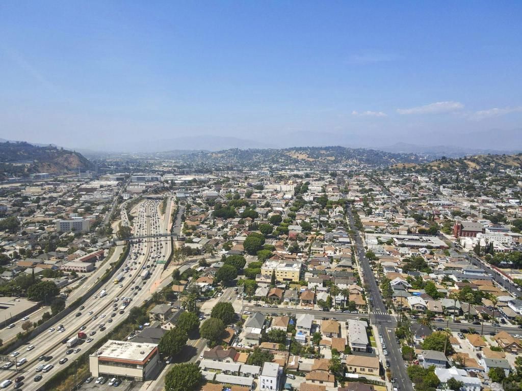 Image 59 of property listing at 2607 Darwin, Los Angeles, CA 90031