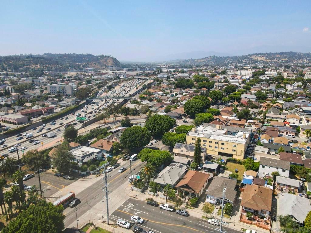 Image 61 of property listing at 2607 Darwin, Los Angeles, CA 90031