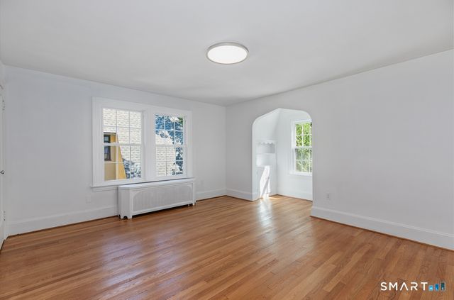 10 Vista Terrace, New Haven, CT 06515