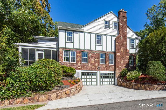 10 Vista Terrace, New Haven, CT 06515