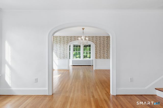10 Vista Terrace, New Haven, CT 06515