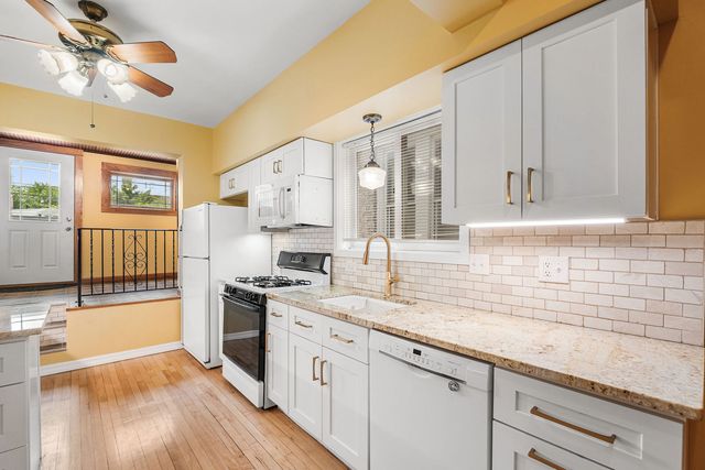 4938 N Hamlin Avenue, Chicago, IL 60625