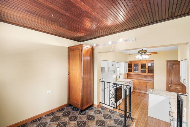 4938 N Hamlin Avenue, Chicago, IL 60625