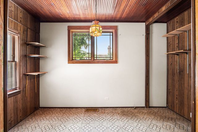 4938 N Hamlin Avenue, Chicago, IL 60625