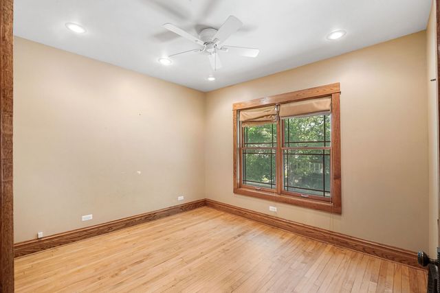 4938 N Hamlin Avenue, Chicago, IL 60625