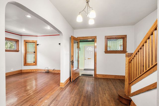 4938 N Hamlin Avenue, Chicago, IL 60625