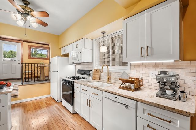 4938 N Hamlin Avenue, Chicago, IL 60625