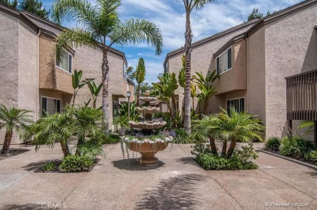 8533 Villa La Jolla F, La Jolla, CA 92037