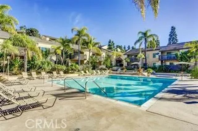 8533 Villa La Jolla F, La Jolla, CA 92037