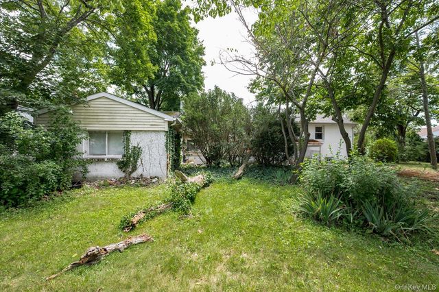 307 Old Country Road, Melville, NY 11747