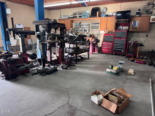 460 Medford Oakley Road, Rougemont, NC 27572