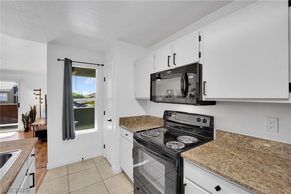 Image 11 of property listing at 8101 West Flamingo Road 2060, Las Vegas, NV 89147