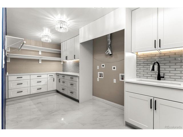 4980 S Lafayette Ln, Cherry Hills Village, CO 80113
