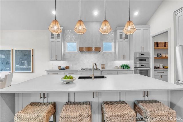 1203 N 71st Place, Broken Arrow, OK 74014