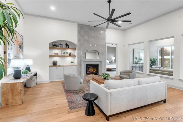 1203 N 71st Place, Broken Arrow, OK 74014