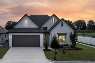 1203 N 71st Place, Broken Arrow, OK 74014