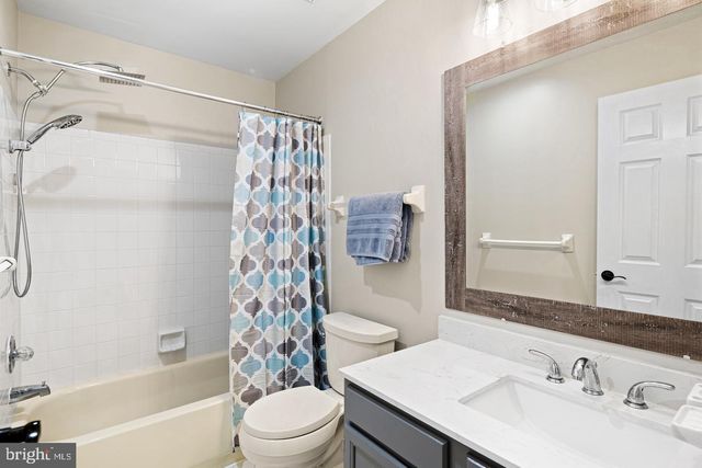 107 SWEETWATER DR, Cinnaminson, NJ 08077