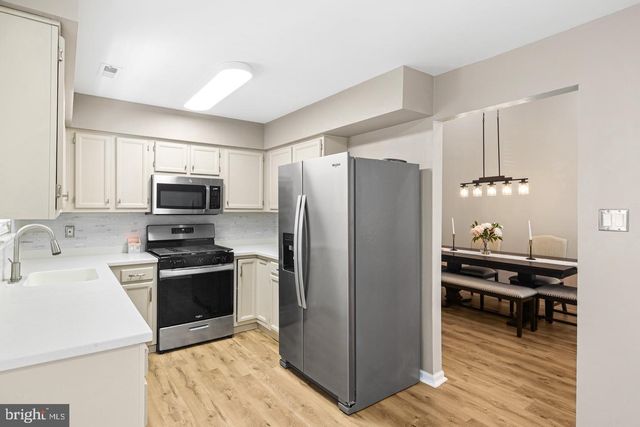 107 SWEETWATER DR, Cinnaminson, NJ 08077