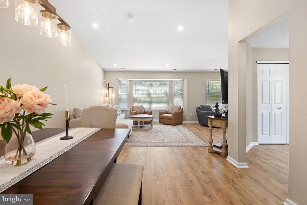 107 SWEETWATER DR, Cinnaminson, NJ 08077