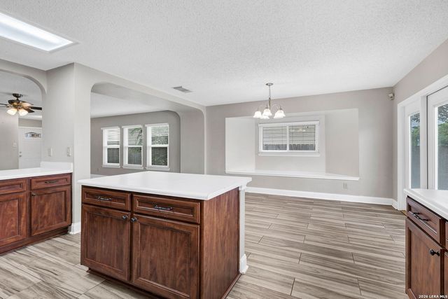 7927 HILLTOP CRST, San Antonio, TX 78251