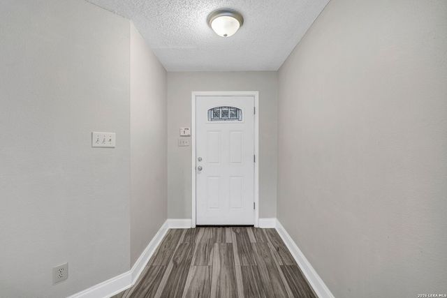 7927 HILLTOP CRST, San Antonio, TX 78251