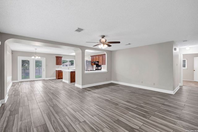 7927 HILLTOP CRST, San Antonio, TX 78251