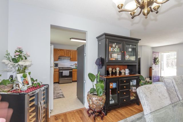 27 Primrose Lane, Concord, NH 03303
