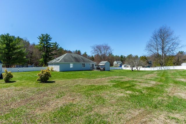 27 Primrose Lane, Concord, NH 03303