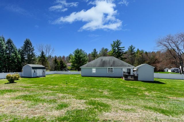 27 Primrose Lane, Concord, NH 03303